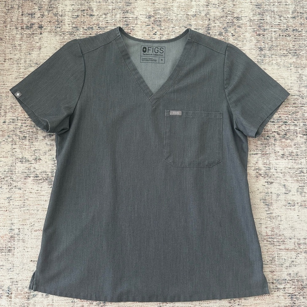 Figs Gray Scrub Top - Catarina One Pocket